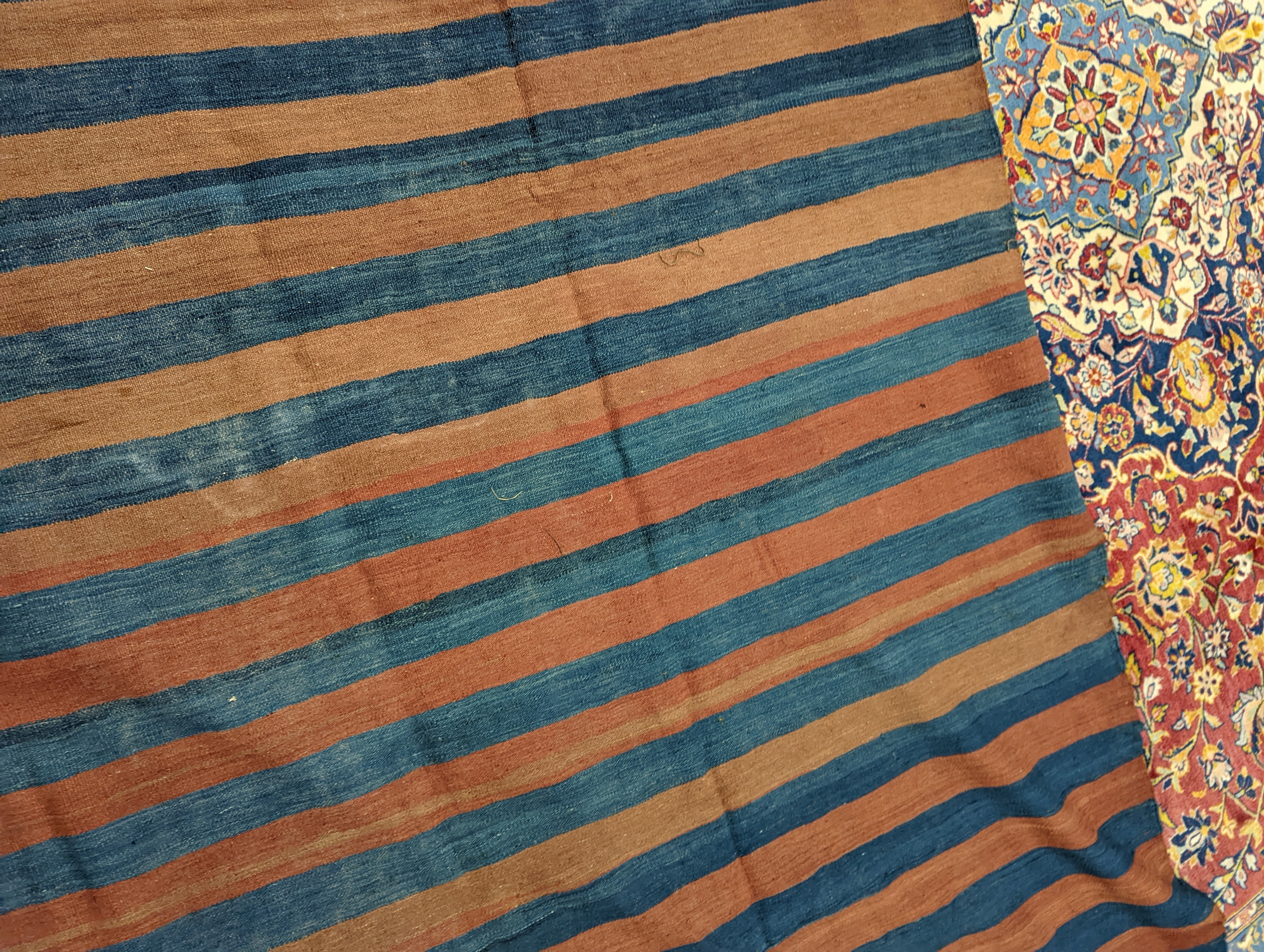 An Afghan Kelim carpet, 285 x 190cm